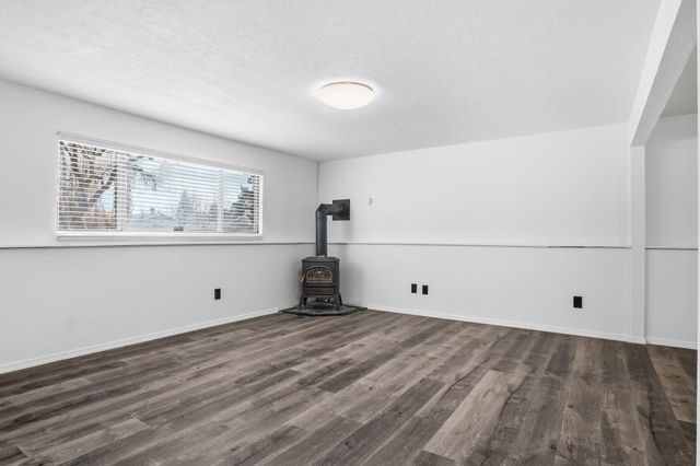 5007 N Darin Rd, Otis Orchards, WA 99027