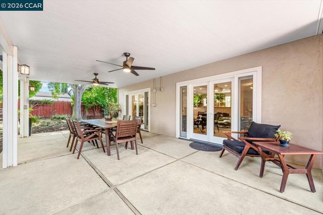 1642 Carriage Dr, Walnut Creek, CA 94598