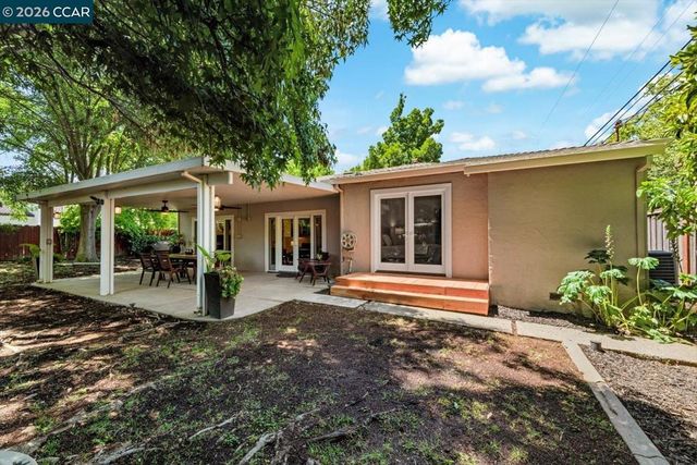 1642 Carriage Dr, Walnut Creek, CA 94598