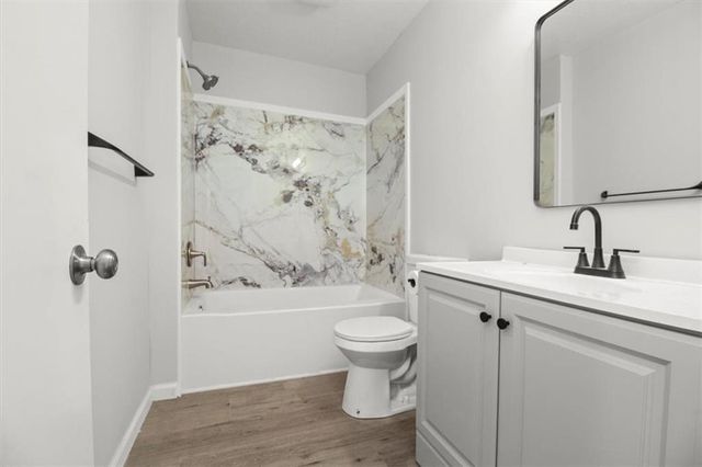 7104 E 67th Street, Kansas City, MO 64133