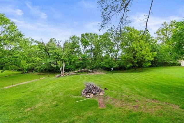 7104 E 67th Street, Kansas City, MO 64133