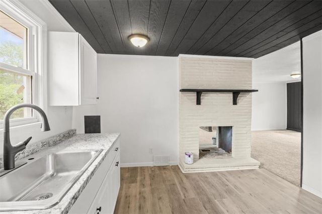 7104 E 67th Street, Kansas City, MO 64133