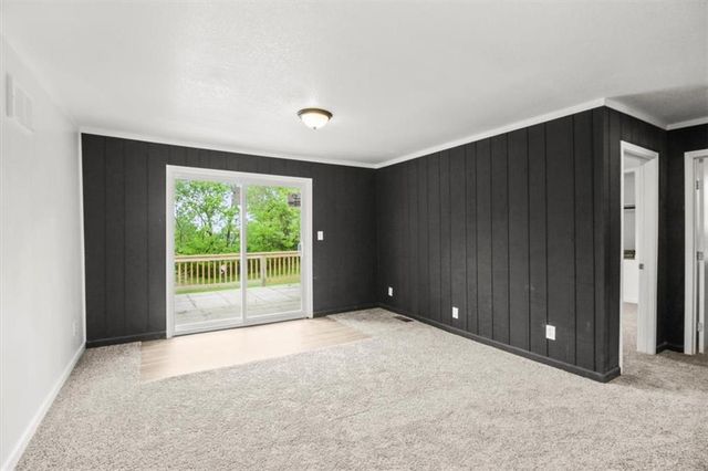 7104 E 67th Street, Kansas City, MO 64133