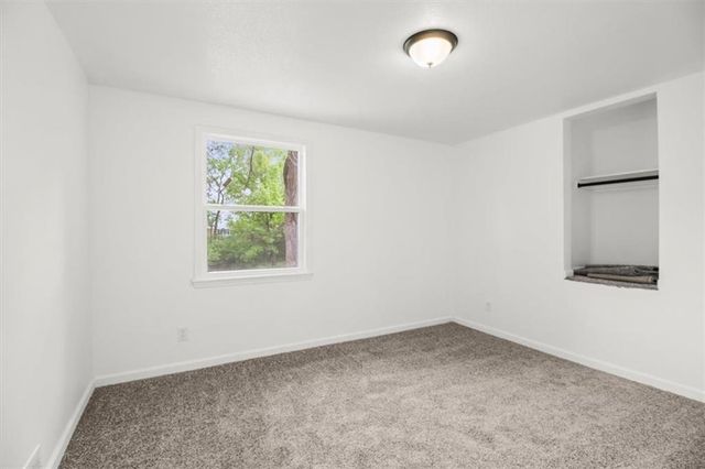 7104 E 67th Street, Kansas City, MO 64133