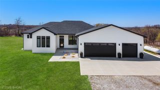 18170 79th Lane, Indianola, IA 50125