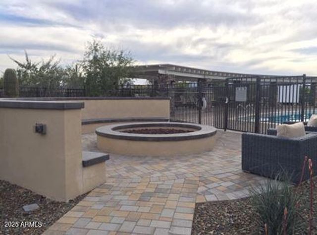 4708 E DALEY Lane, Phoenix, AZ 85050