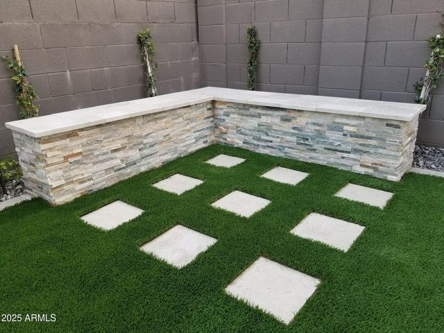 4708 E DALEY Lane, Phoenix, AZ 85050