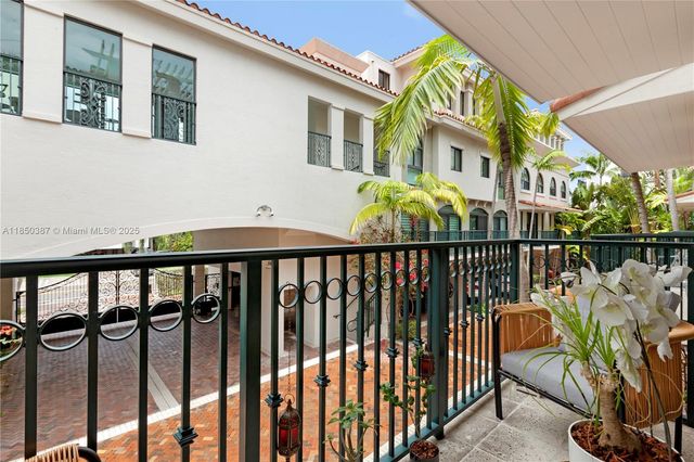 1160 98th St 1160, Bay Harbor Islands, FL 33154