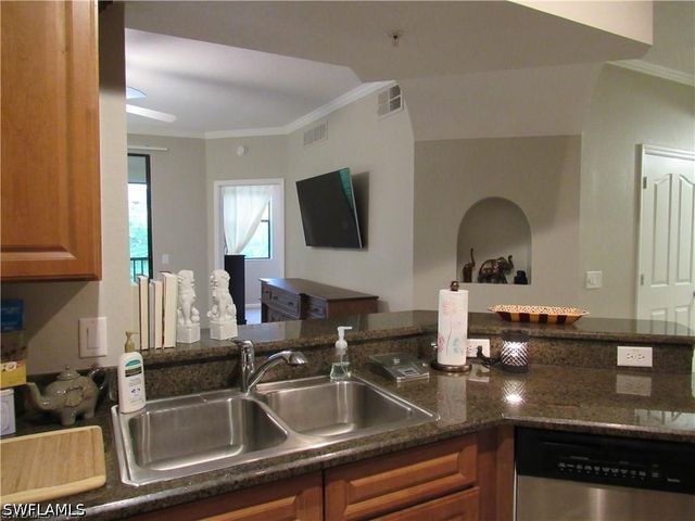 12936 VIOLINO LN 206, Naples, FL 34105