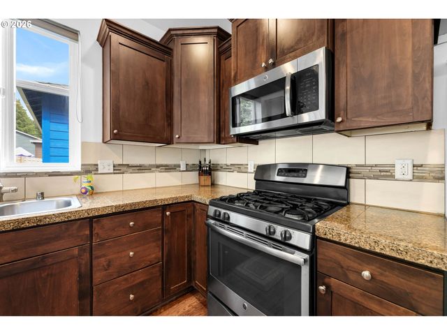 4191 Z St, Washougal, WA 98671