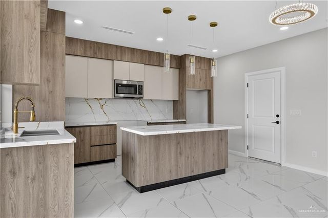 3411 S K Lane, Mcallen, TX 78503