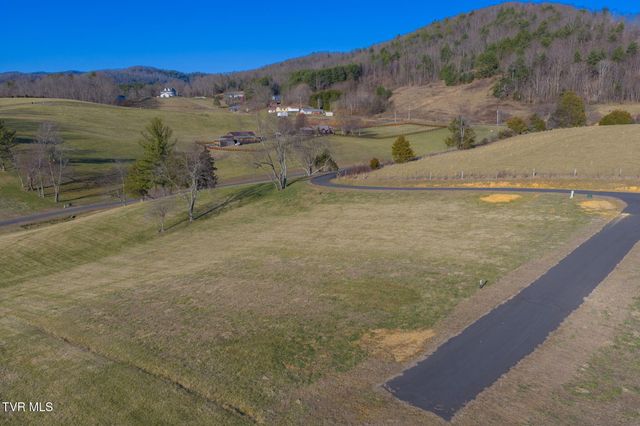 Lot 11 Farmhouse Village, Butler, TN 37640