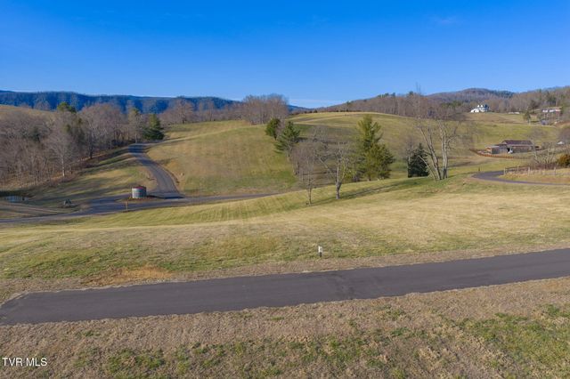 Lot 11 Farmhouse Village, Butler, TN 37640