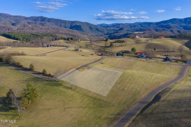 Lot 11 Farmhouse Village, Butler, TN 37640
