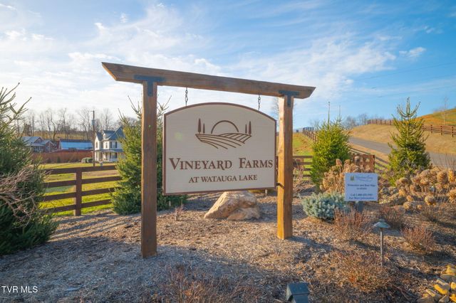 Lot 11 Farmhouse Village, Butler, TN 37640