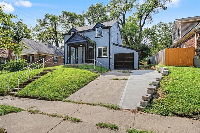 1127 Cedar Avenue, Cincinnati, OH 45224