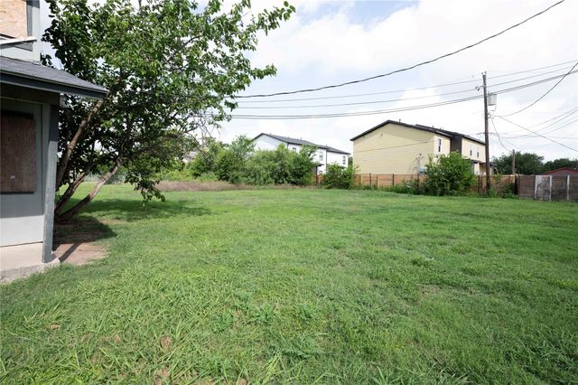 8410 Garcreek CIR, Austin, TX 78724