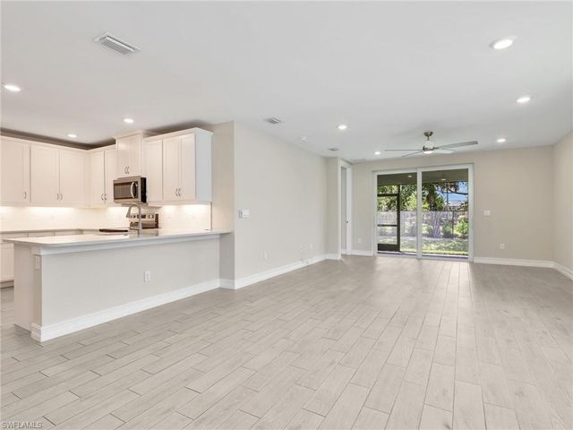 21904 Milan Villas LN, Estero, FL 33928