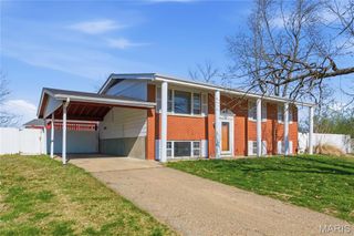 1215 Cypress Drive, O'fallon, MO 63366