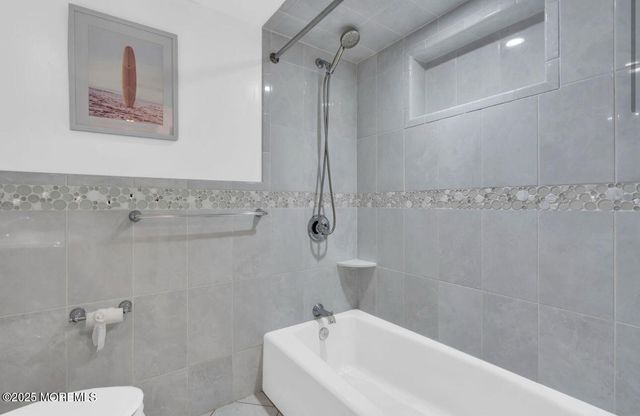 438 Highway 35 N 2101, Mantoloking, NJ 08738