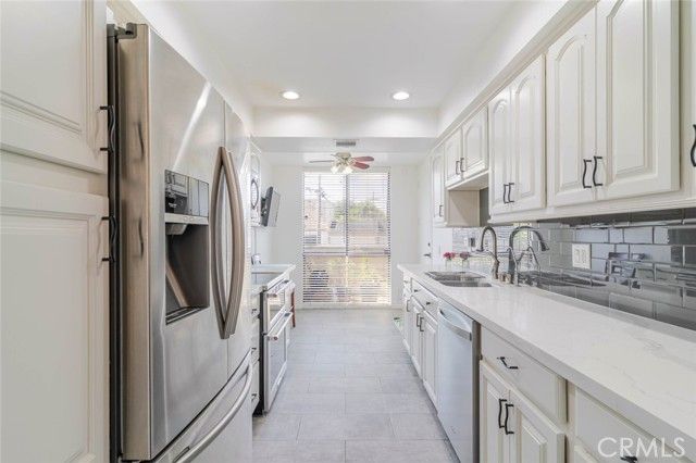 750 S Spaulding Avenue 129, Los Angeles, CA 90036