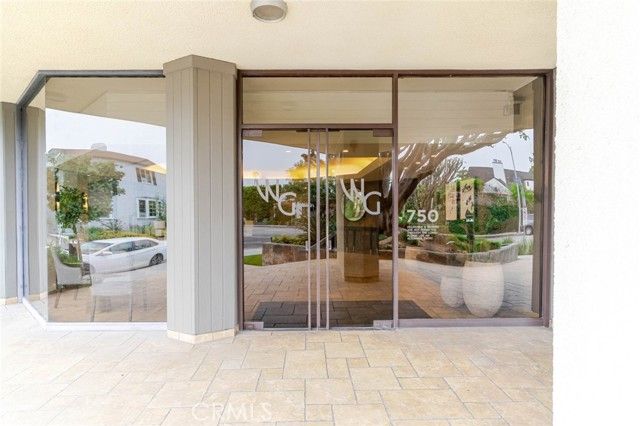 750 S Spaulding Avenue 129, Los Angeles, CA 90036