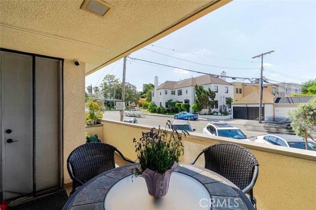 750 S Spaulding Avenue 129, Los Angeles, CA 90036