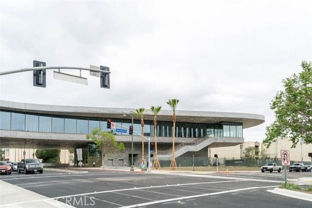 750 S Spaulding Avenue 129, Los Angeles, CA 90036