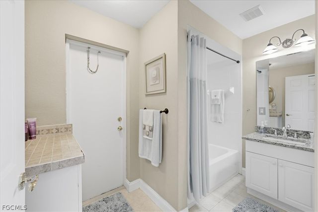 2337 NW 38th PL, Cape Coral, FL 33993