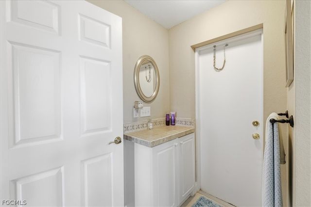 2337 NW 38th PL, Cape Coral, FL 33993