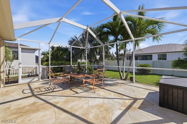 2337 NW 38th PL, Cape Coral, FL 33993