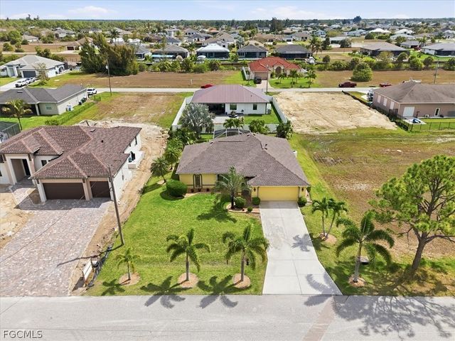 2337 NW 38th PL, Cape Coral, FL 33993