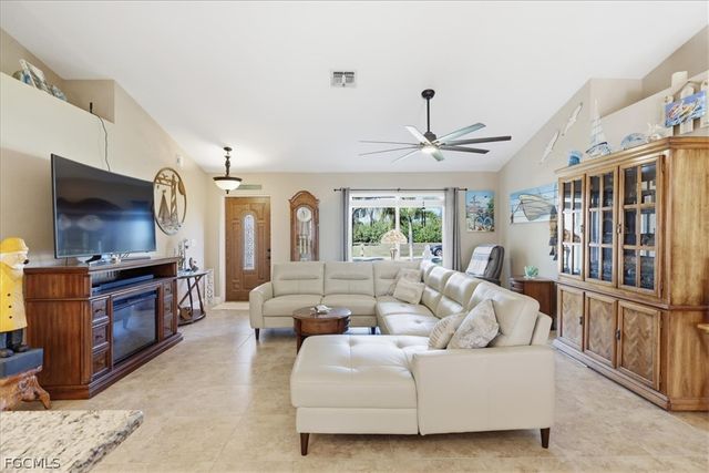 2337 NW 38th PL, Cape Coral, FL 33993