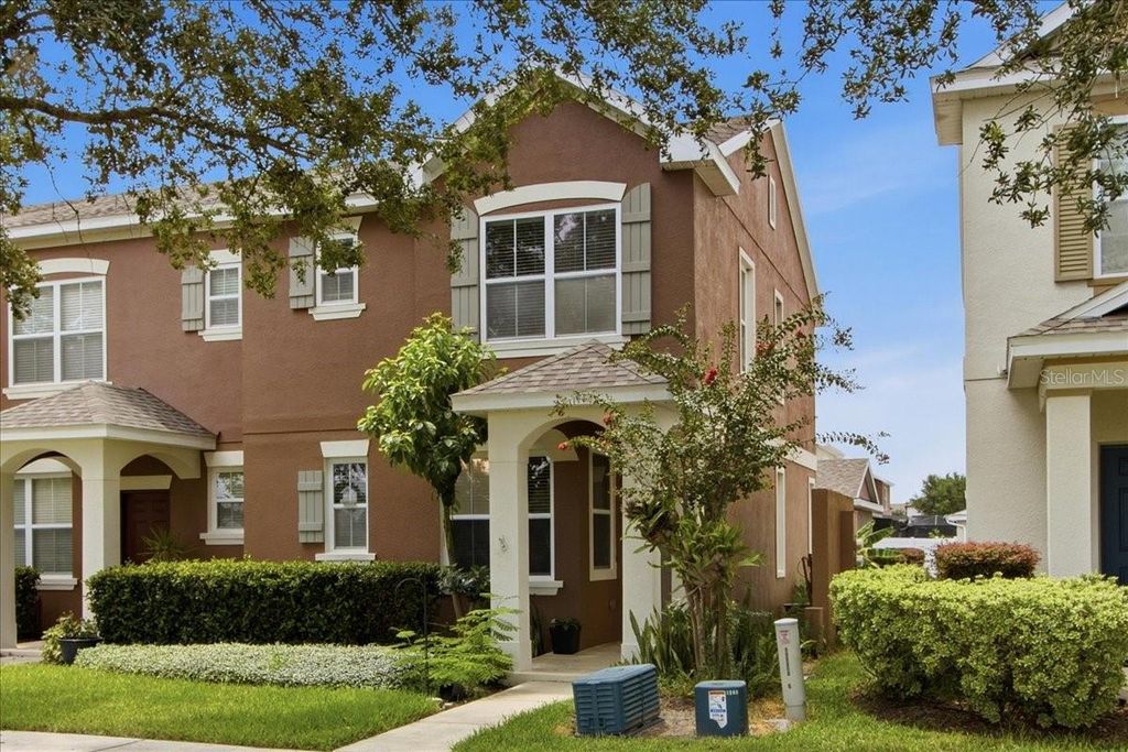 Image 2 of property listing at 7430 BENTONSHIRE AVENUE, Windermere, FL 34786