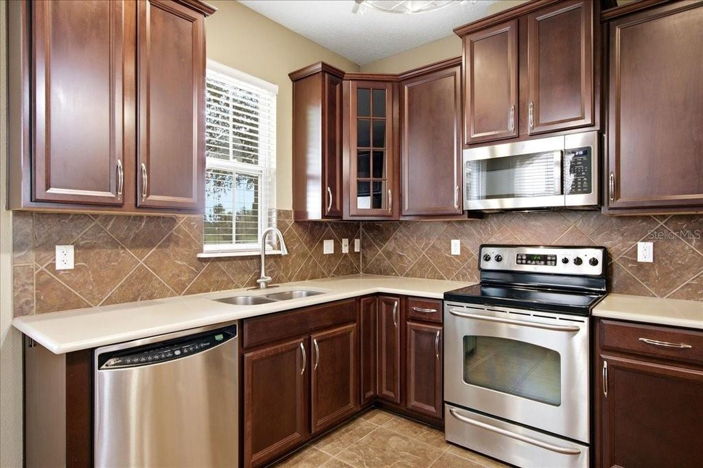 Image 12 of property listing at 7430 BENTONSHIRE AVENUE, Windermere, FL 34786