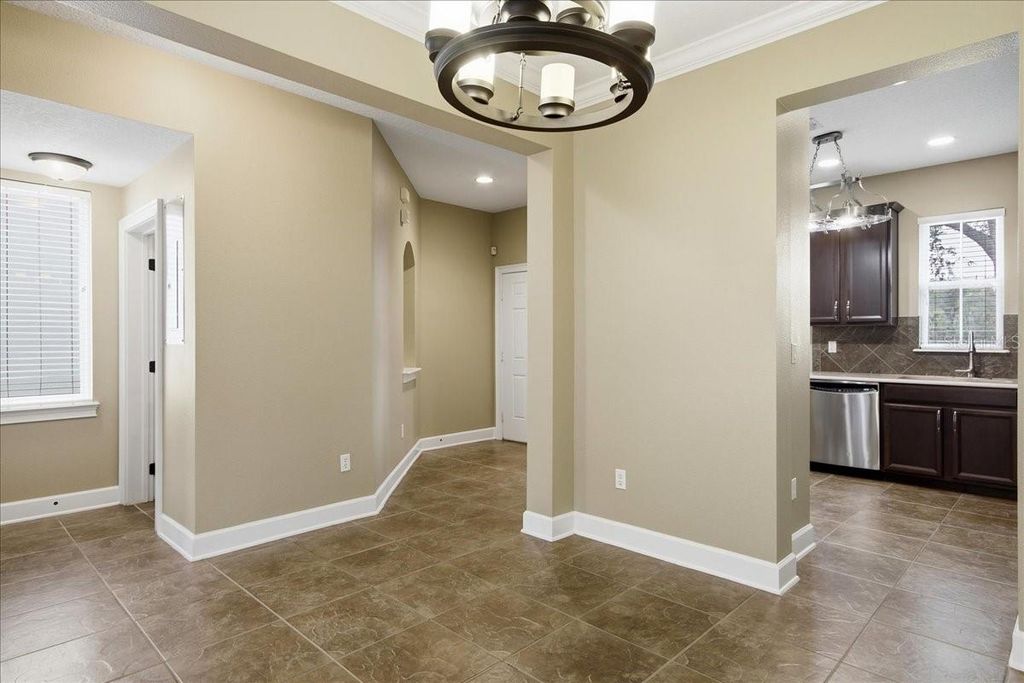 Image 18 of property listing at 7430 BENTONSHIRE AVENUE, Windermere, FL 34786