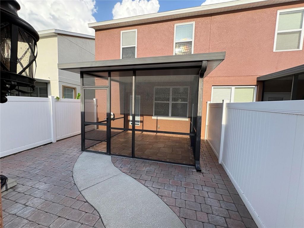 Image 39 of property listing at 7430 BENTONSHIRE AVENUE, Windermere, FL 34786