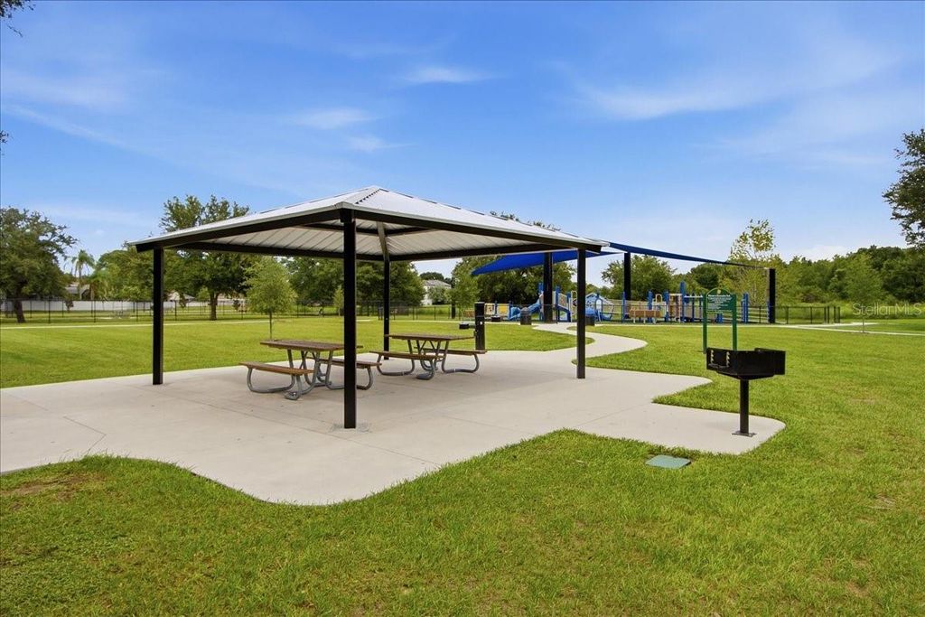 Image 49 of property listing at 7430 BENTONSHIRE AVENUE, Windermere, FL 34786