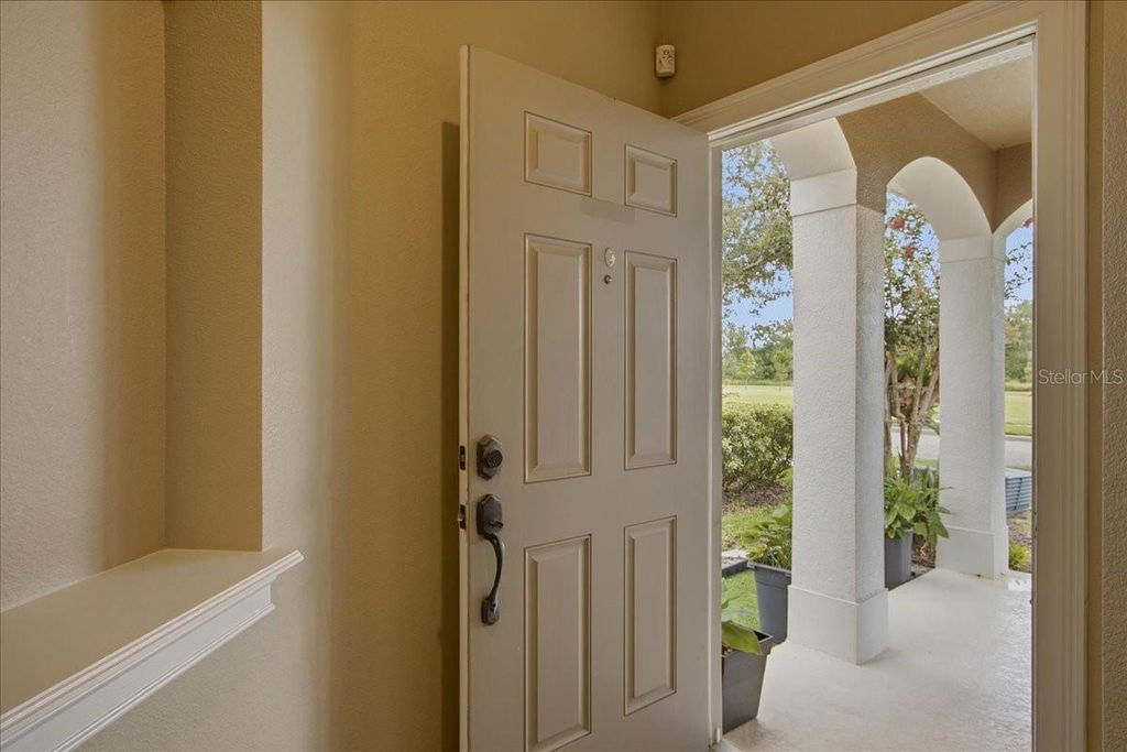 Image 6 of property listing at 7430 BENTONSHIRE AVENUE, Windermere, FL 34786