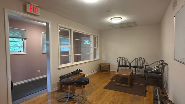 217 55th Street, Clarendon Hills, IL 60514