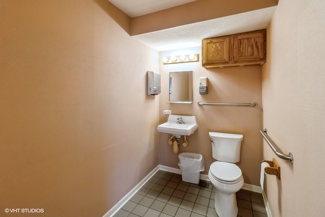 217 55th Street, Clarendon Hills, IL 60514