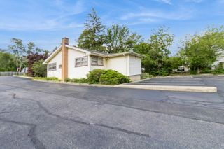 217 55th Street, Clarendon Hills, IL 60514