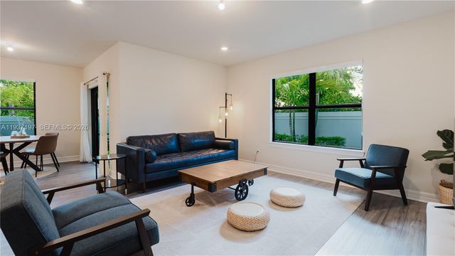 3001 Hibiscus Ave, Lauderdale Lakes, FL 33311