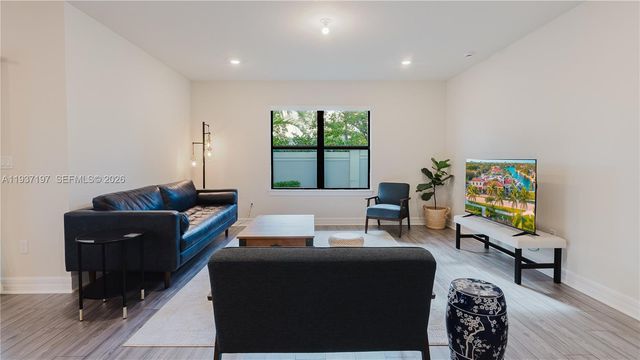 3001 Hibiscus Ave, Lauderdale Lakes, FL 33311