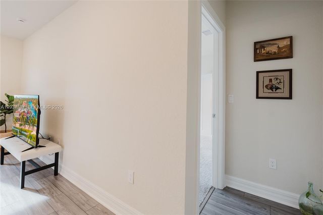 3001 Hibiscus Ave, Lauderdale Lakes, FL 33311