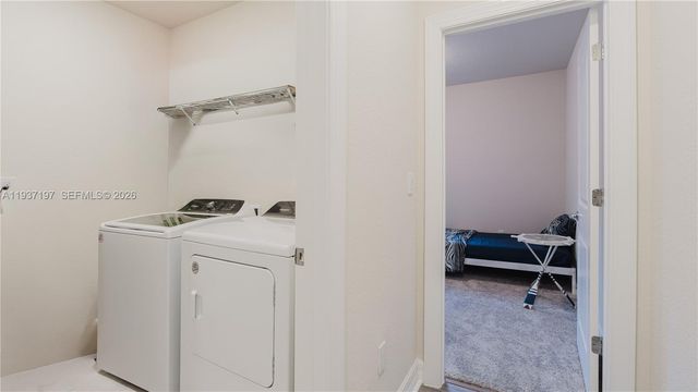 3001 Hibiscus Ave, Lauderdale Lakes, FL 33311