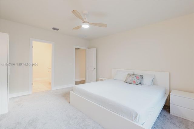 3001 Hibiscus Ave, Lauderdale Lakes, FL 33311