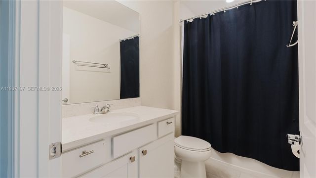 3001 Hibiscus Ave, Lauderdale Lakes, FL 33311