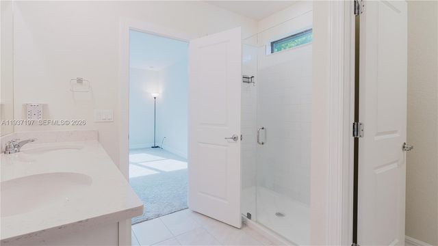 3001 Hibiscus Ave, Lauderdale Lakes, FL 33311