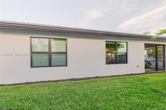 3001 Hibiscus Ave, Lauderdale Lakes, FL 33311